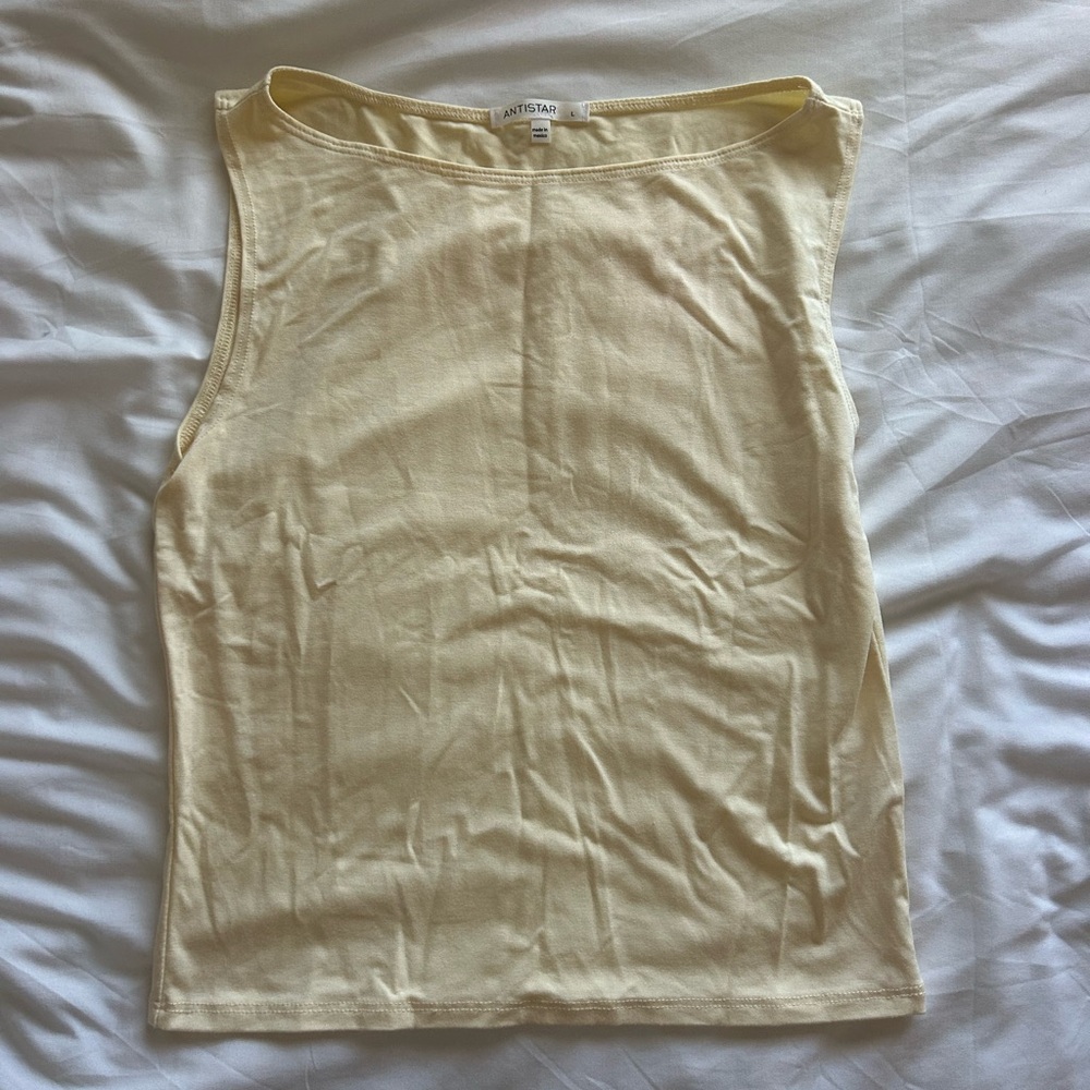 Yellow top